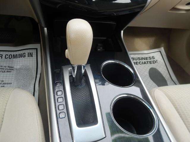 Nissan Altima 2014 photo 25